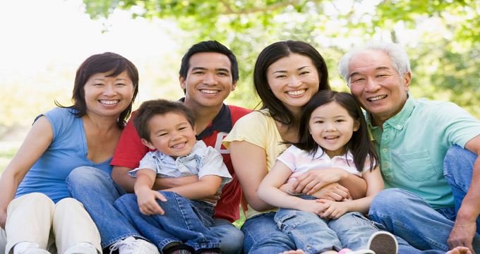 Vợ chồng và con cái có thể được gồm trong hồ sơ xin PR Canada
