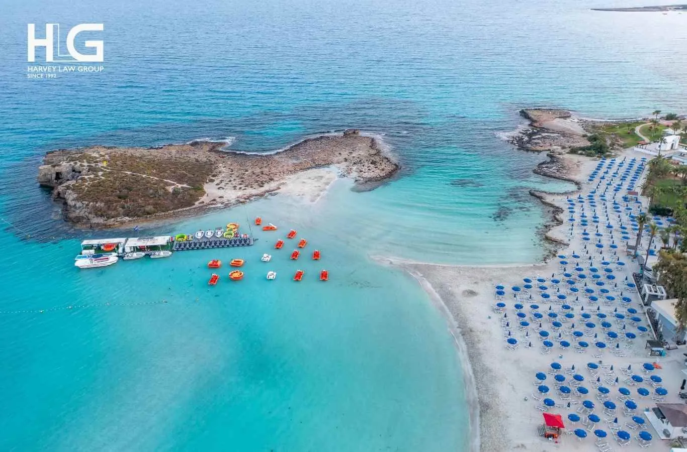 Thị trấn Ayia Napa là địa điểm du lịch nổi tiếng của Đảo Síp