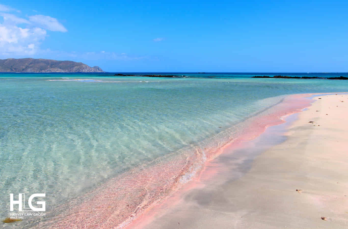 Hy Lạp sở hữu bãi biển có nhiều màu sắc