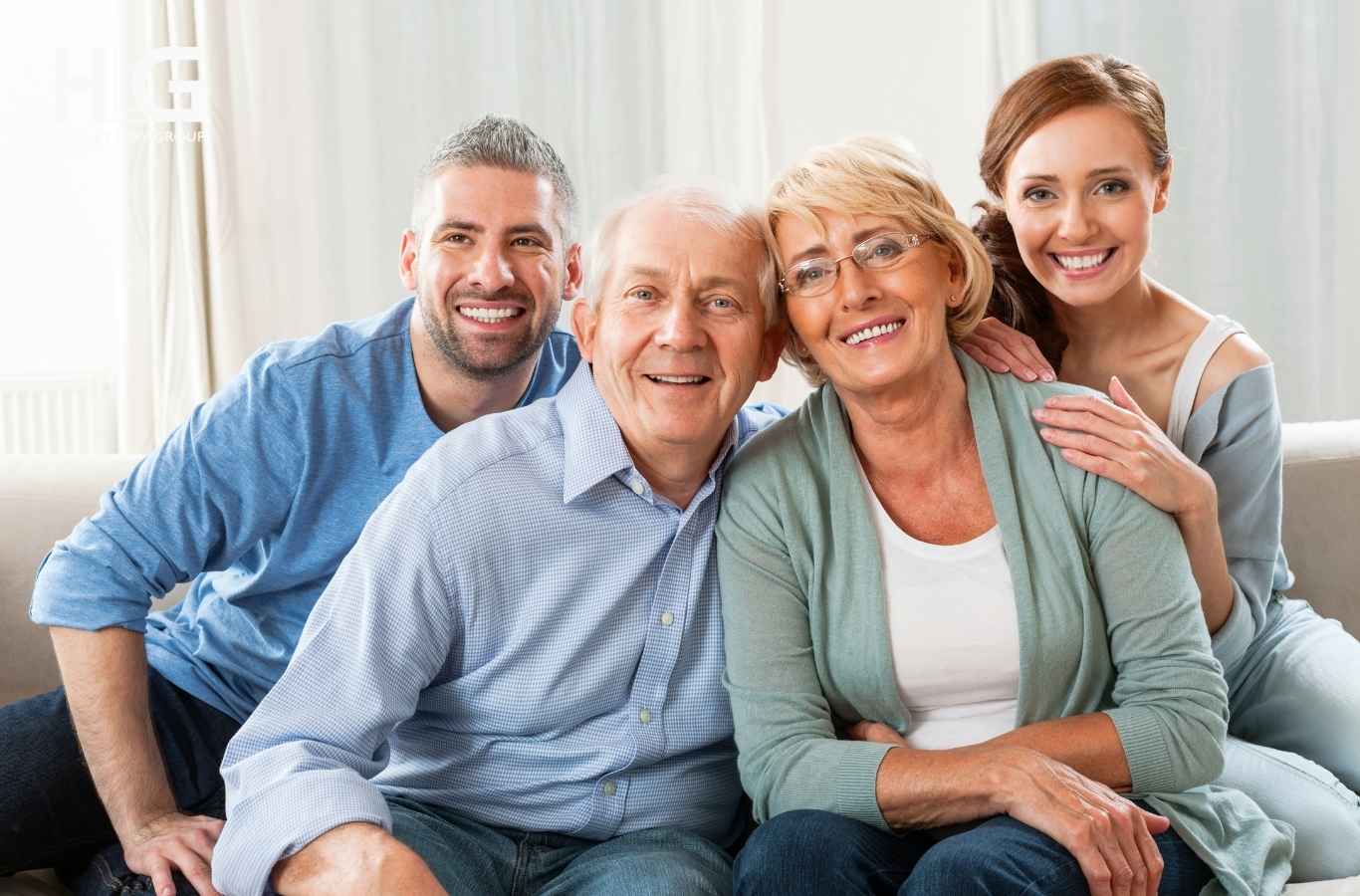 Thẻ xanh Mỹ không thể bảo lãnh cha mẹ và con cái đã kết hôn