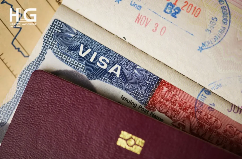 Visa L1 yêu cầu doanh nghiệp đủ điều kiện và người lao động có ít nhất 1 năm làm việc phù hợp